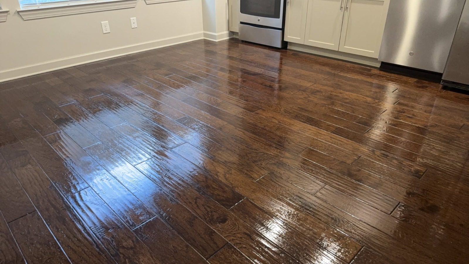 Apartment turnkey painting services